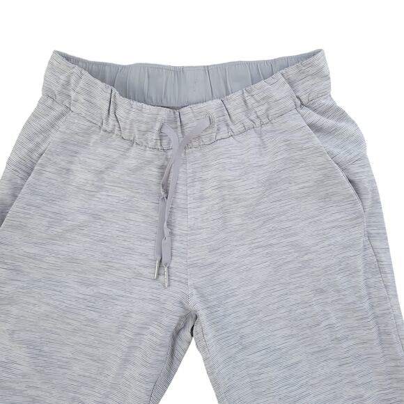 Lululemon On The Fly Gray Iceberg Stripe 7/8 Stretch Drawstring Pants Women Sz 4 - Picture 3 of 5